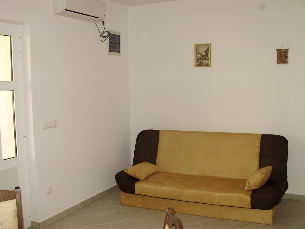 Apartments Ruzmarin Vrsi Bagian luar foto