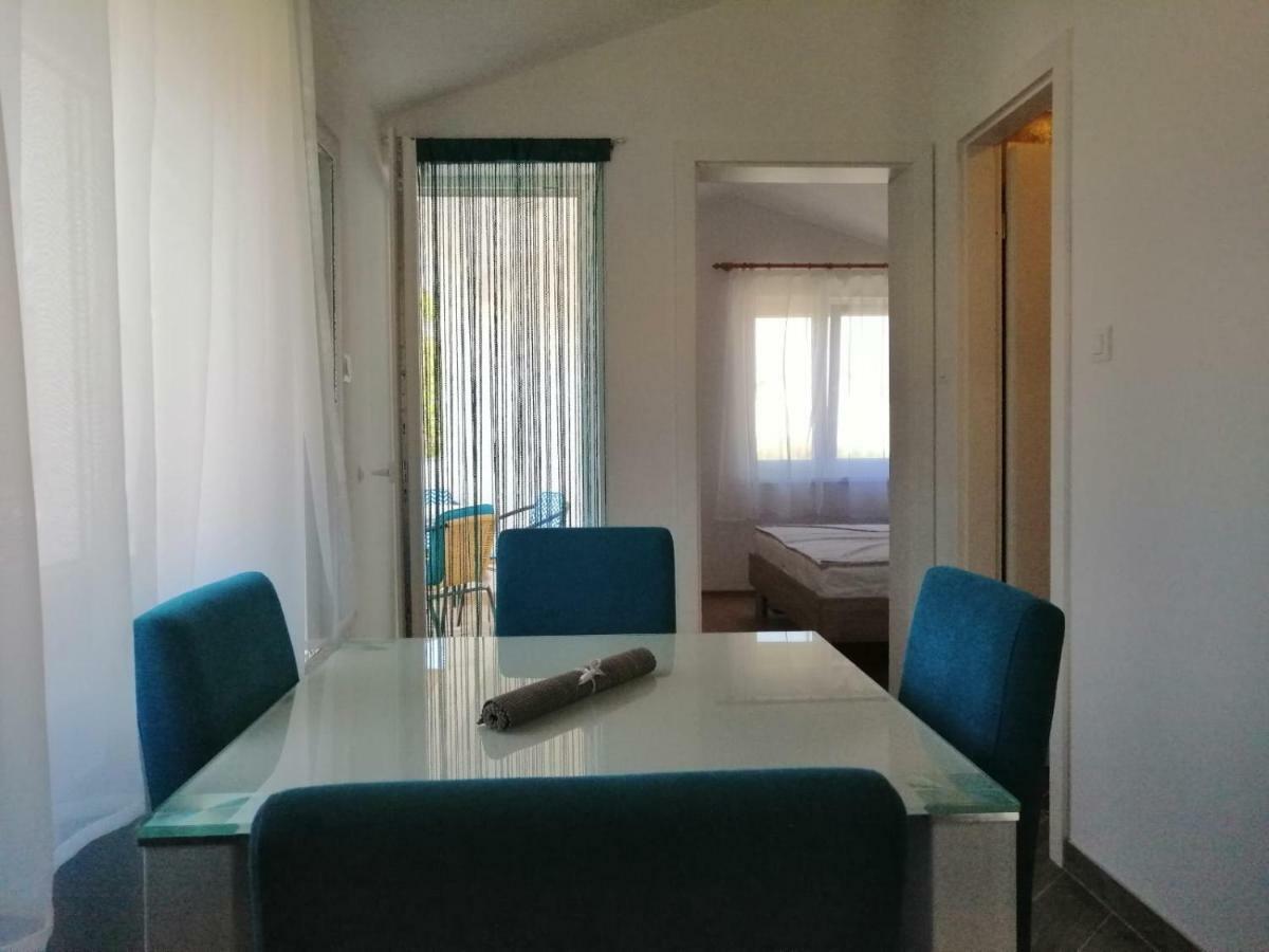 Apartments Ruzmarin Vrsi Bagian luar foto