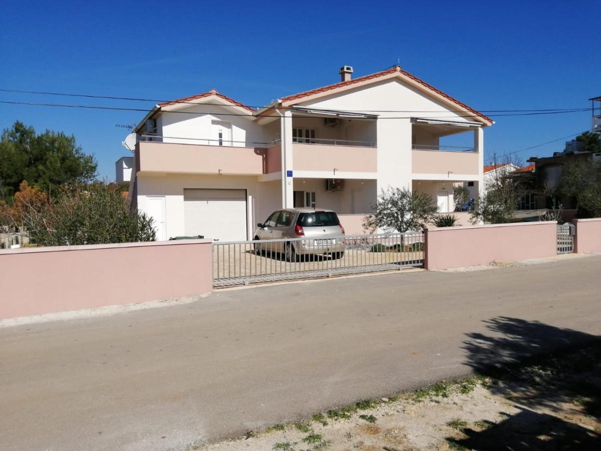 Apartments Ruzmarin Vrsi Bagian luar foto