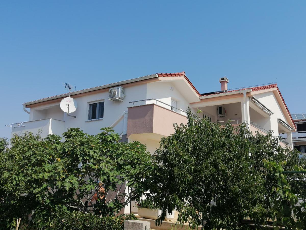 Apartments Ruzmarin Vrsi Bagian luar foto